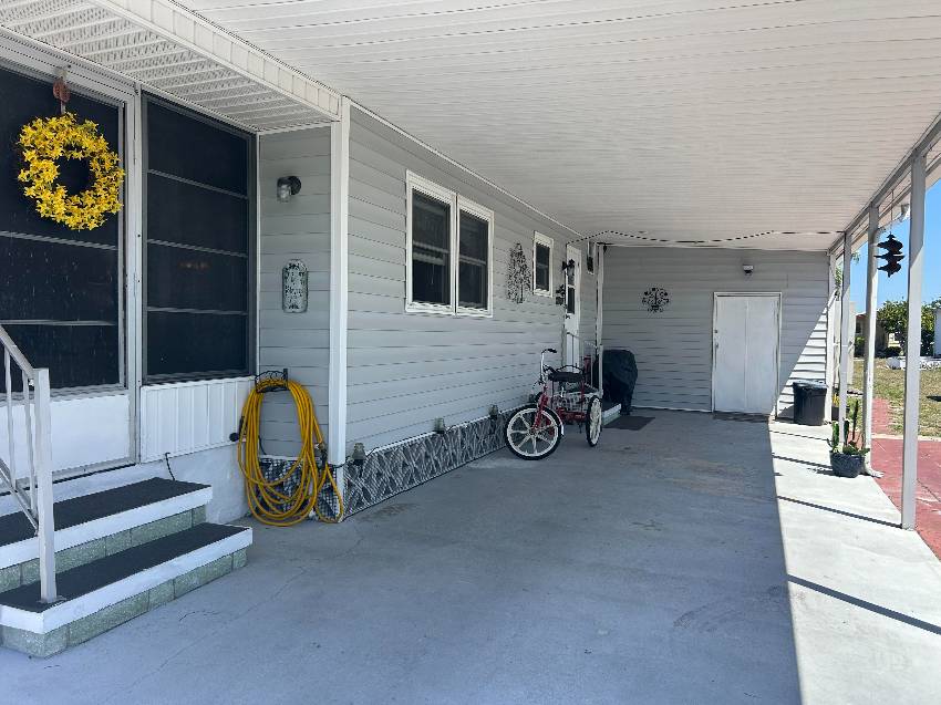 40 Kingsport Ave a Palmetto, FL Mobile or Manufactured Home for Sale
