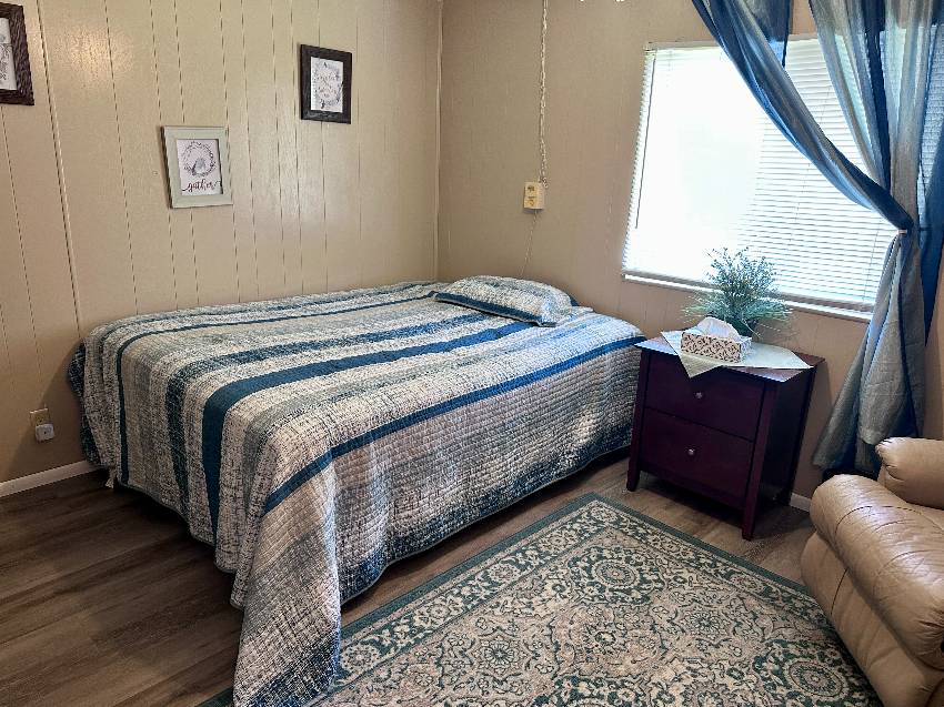 7520 Westwood Dr a Ellenton, FL Mobile or Manufactured Home for Sale