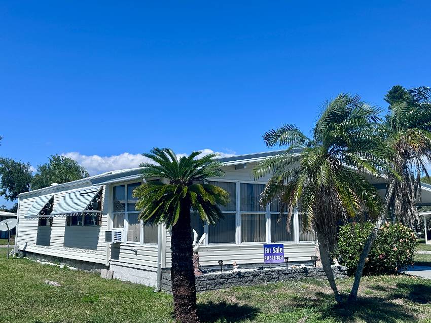 7520 Westwood Dr a Ellenton, FL Mobile or Manufactured Home for Sale