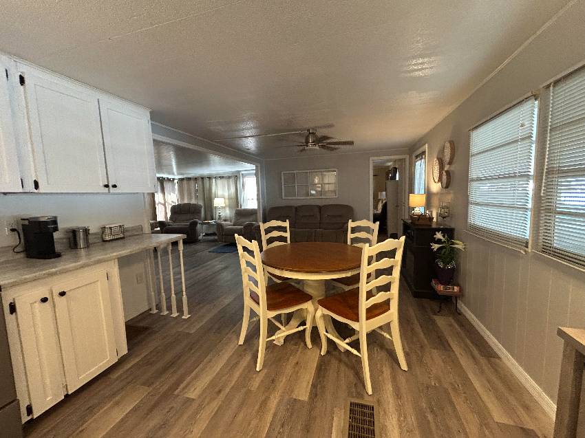 2 Kingsport Ave a Palmetto, FL Mobile or Manufactured Home for Sale