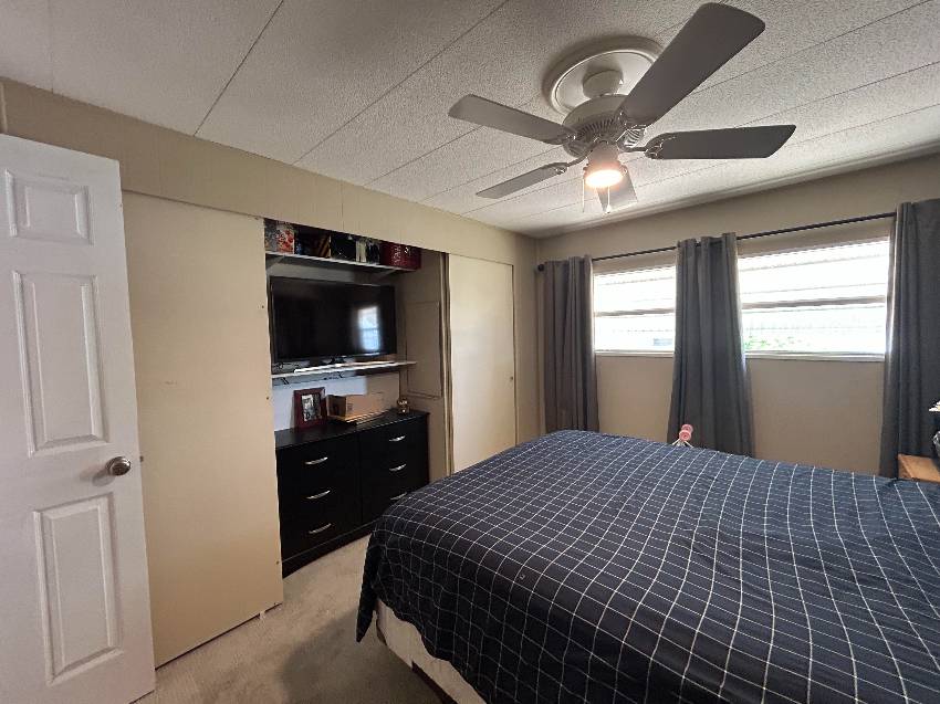 2 Kingsport Ave a Palmetto, FL Mobile or Manufactured Home for Sale