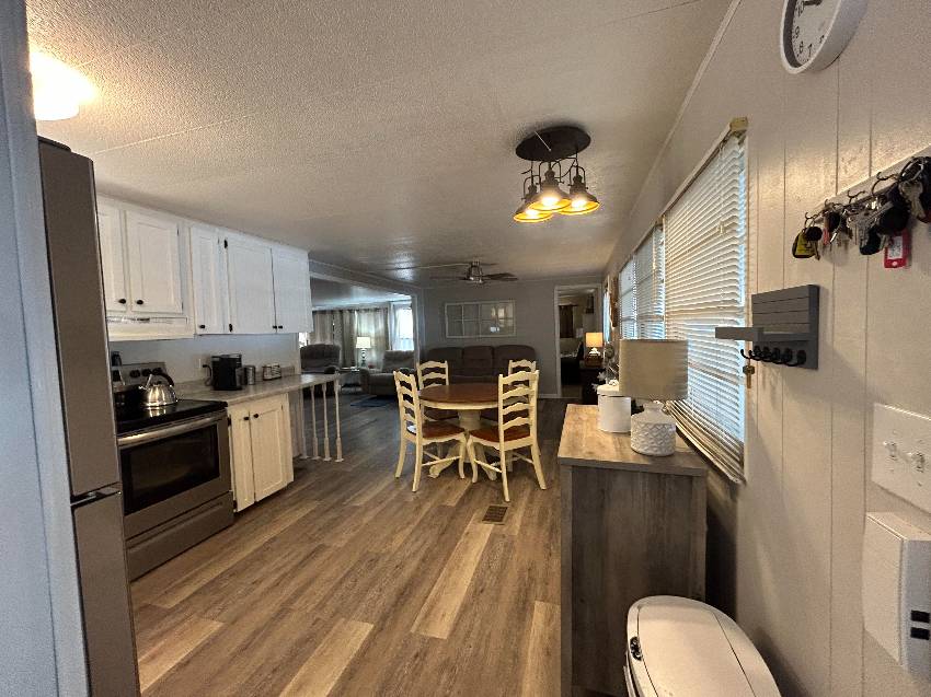2 Kingsport Ave a Palmetto, FL Mobile or Manufactured Home for Sale