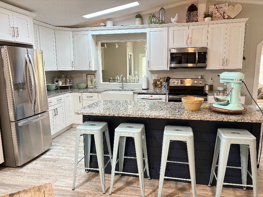 1214 Hispanola Way a Venice, FL Mobile or Manufactured Home for Sale
