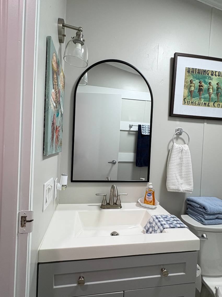 1214 Hispanola Way a Venice, FL Mobile or Manufactured Home for Sale