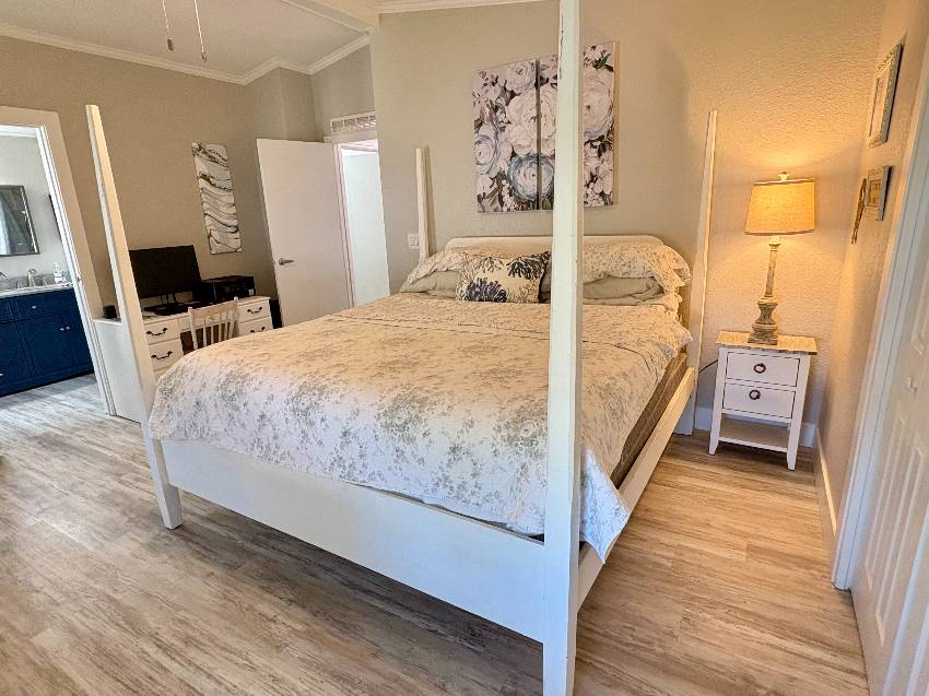 1214 Hispanola Way a Venice, FL Mobile or Manufactured Home for Sale