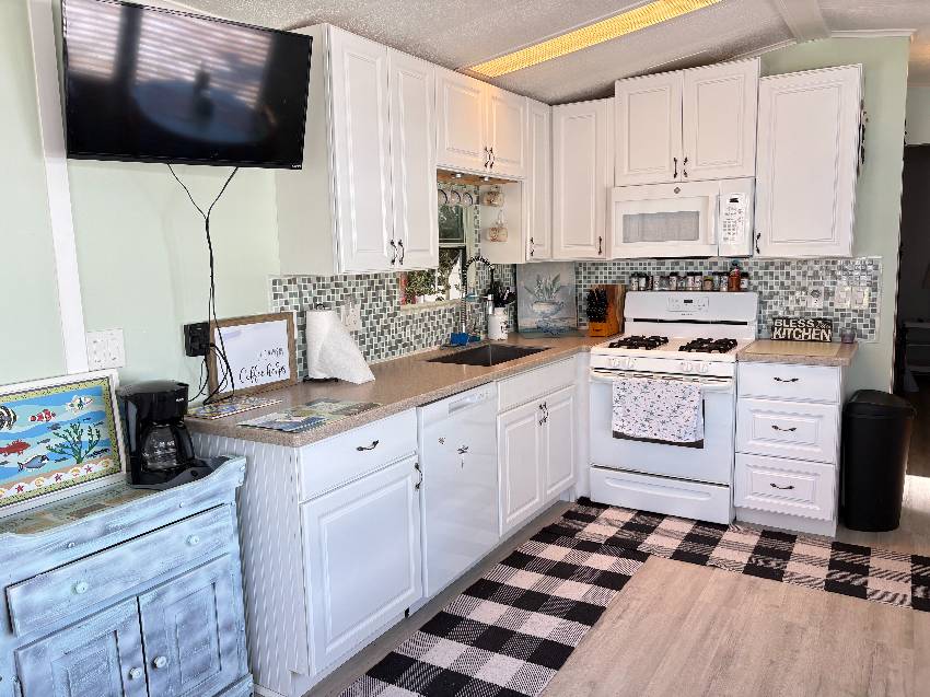 1300 N River Rd Lot C87 a Venice, FL Mobile or Manufactured Home for Sale
