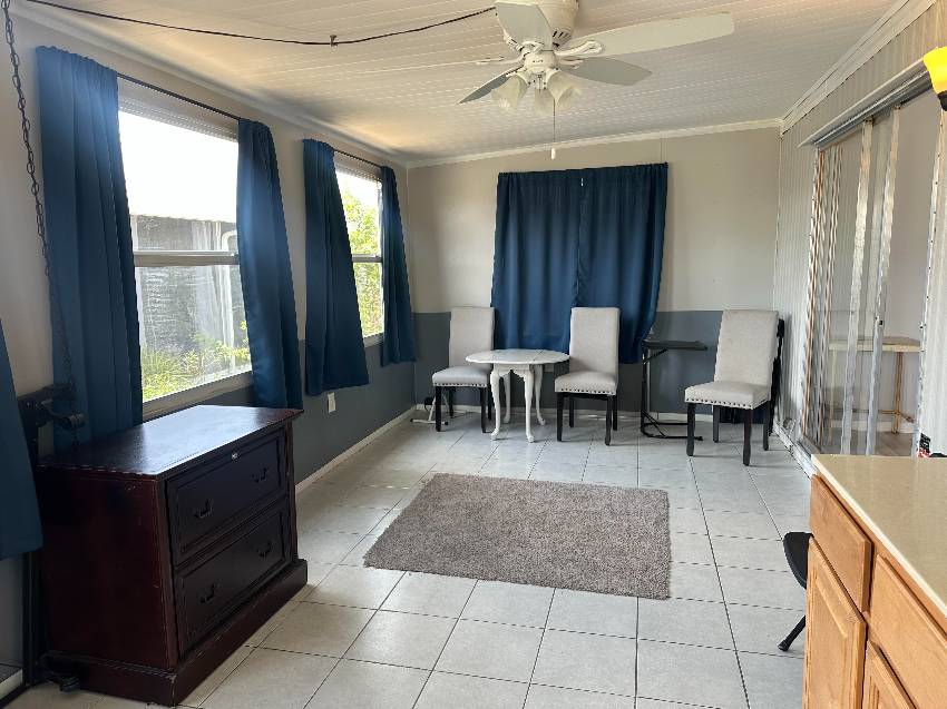 490 Sandalwood Ln a Ellenton, FL Mobile or Manufactured Home for Sale
