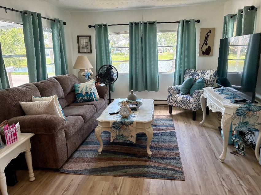 286 Lake Dr a Nokomis, FL Mobile or Manufactured Home for Sale