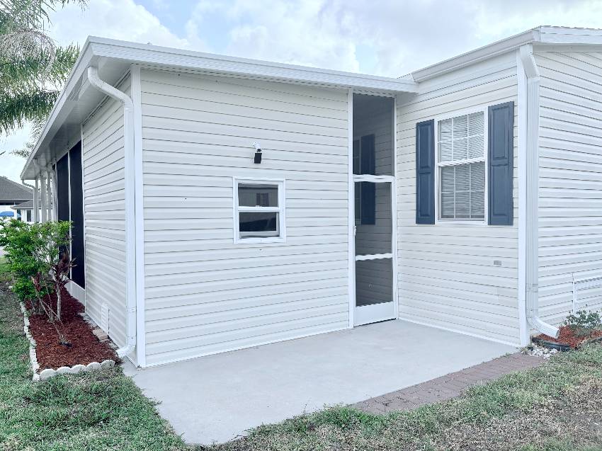 1303 S Indies Cir a Venice, FL Mobile or Manufactured Home for Sale