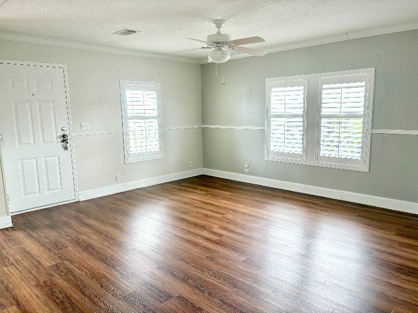 1303 S Indies Cir a Venice, FL Mobile or Manufactured Home for Sale