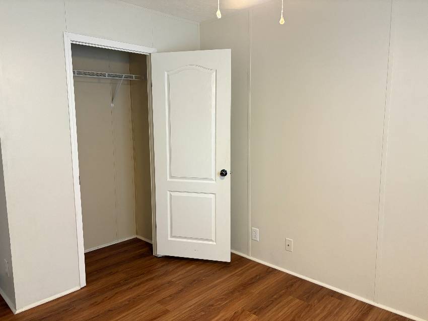 1303 S Indies Cir a Venice, FL Mobile or Manufactured Home for Sale