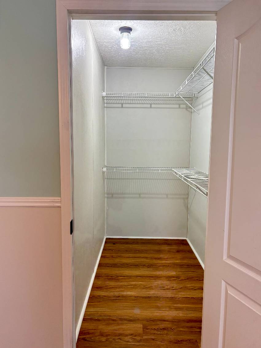 1303 S Indies Cir a Venice, FL Mobile or Manufactured Home for Sale