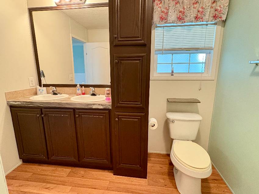 1303 S Indies Cir a Venice, FL Mobile or Manufactured Home for Sale