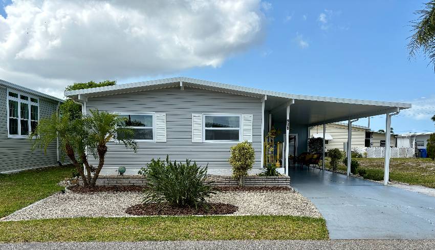 916 Roseau a Venice, FL Mobile or Manufactured Home for Sale