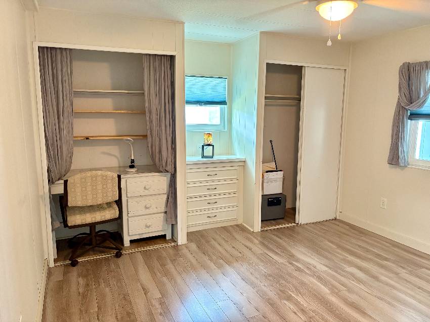 916 Roseau a Venice, FL Mobile or Manufactured Home for Sale