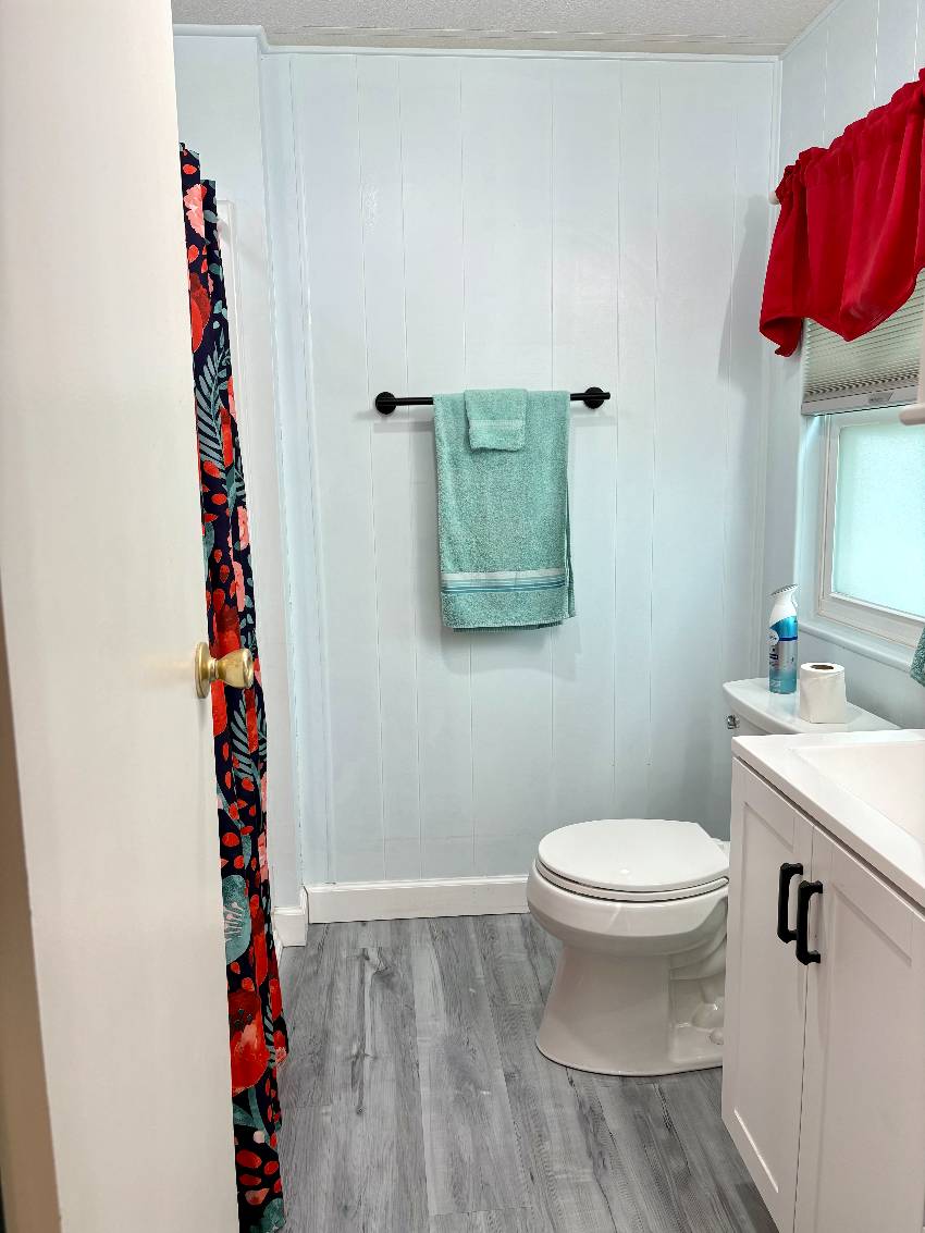 916 Roseau a Venice, FL Mobile or Manufactured Home for Sale