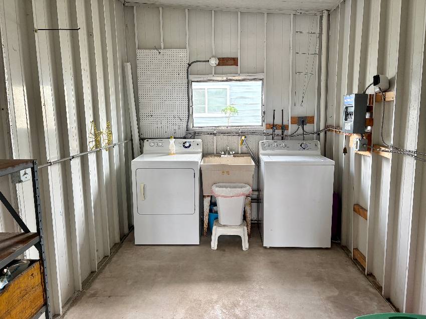 916 Roseau a Venice, FL Mobile or Manufactured Home for Sale