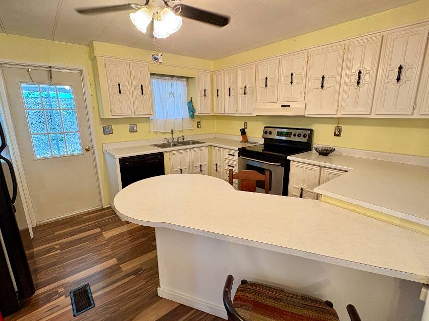 977 Antigua a Venice, FL Mobile or Manufactured Home for Sale