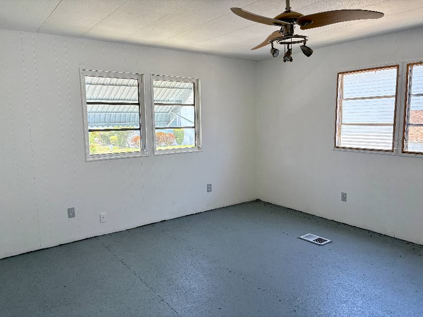 977 Antigua a Venice, FL Mobile or Manufactured Home for Sale