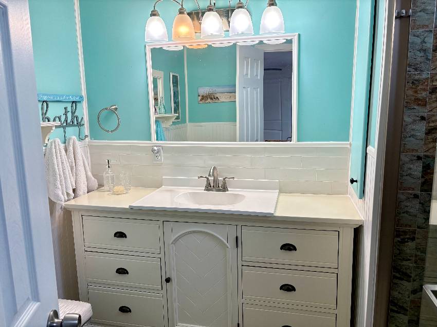 916 Posadas a Venice, FL Mobile or Manufactured Home for Sale