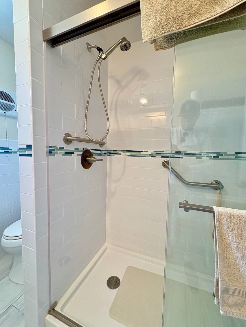 1225 N Indies Cir a Venice, FL Mobile or Manufactured Home for Sale