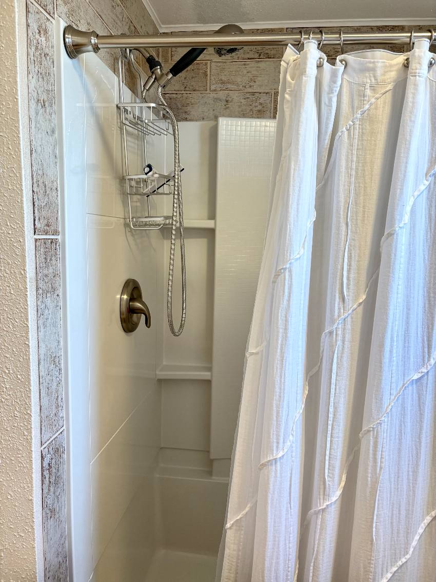 1225 N Indies Cir a Venice, FL Mobile or Manufactured Home for Sale