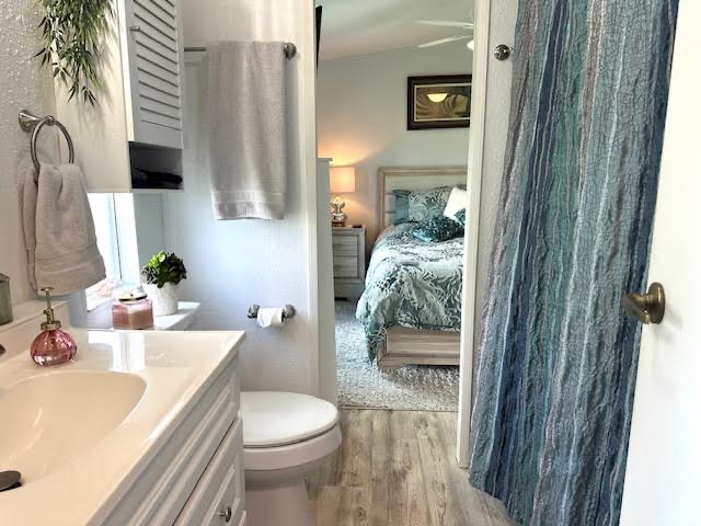 4330 Lake View Dr a Ellenton, FL Mobile or Manufactured Home for Sale