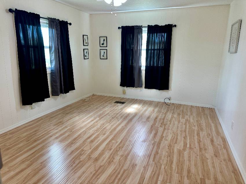 3811 Sunset Dr a Ellenton, FL Mobile or Manufactured Home for Sale