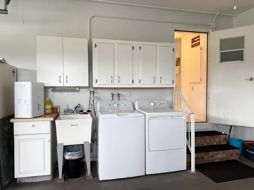 110 Jacaranda Way a Parrish, FL Mobile or Manufactured Home for Sale