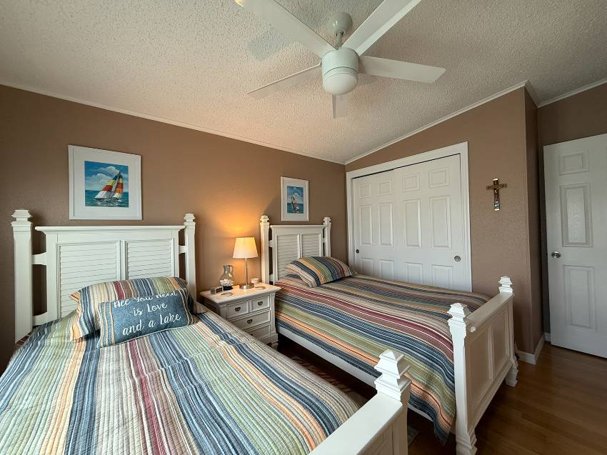 213 Hibiscus Way a Parrish, FL Mobile or Manufactured Home for Sale