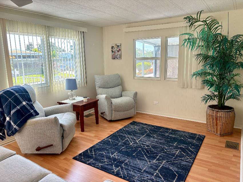 433 Bimini a Venice, FL Mobile or Manufactured Home for Sale