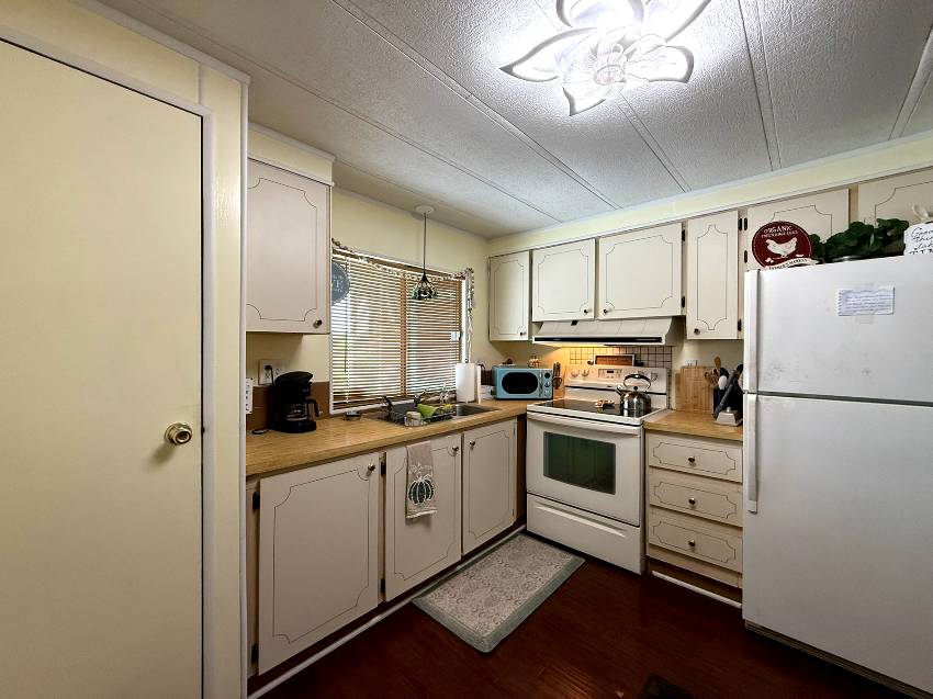 3904 Sunset Dr a Ellenton, FL Mobile or Manufactured Home for Sale