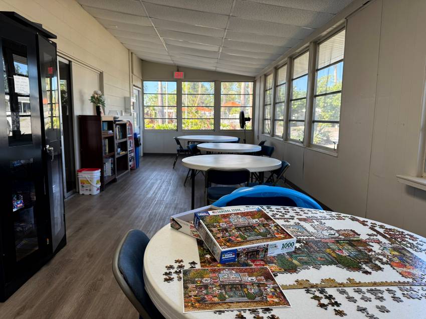 2206 Chaney Dr Lot 305 a Ruskin, FL Mobile or Manufactured Home for Sale