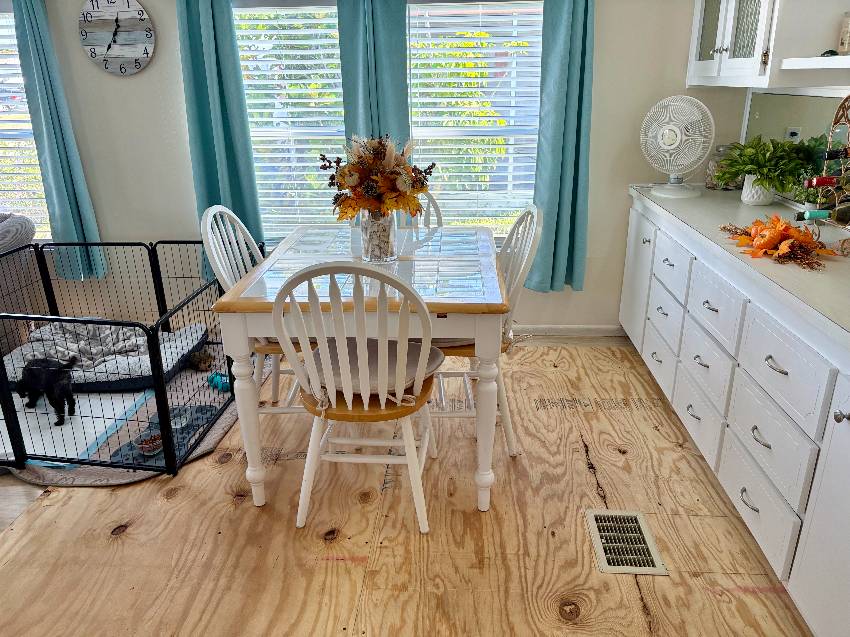 960 Nogoya E a Venice, FL Mobile or Manufactured Home for Sale