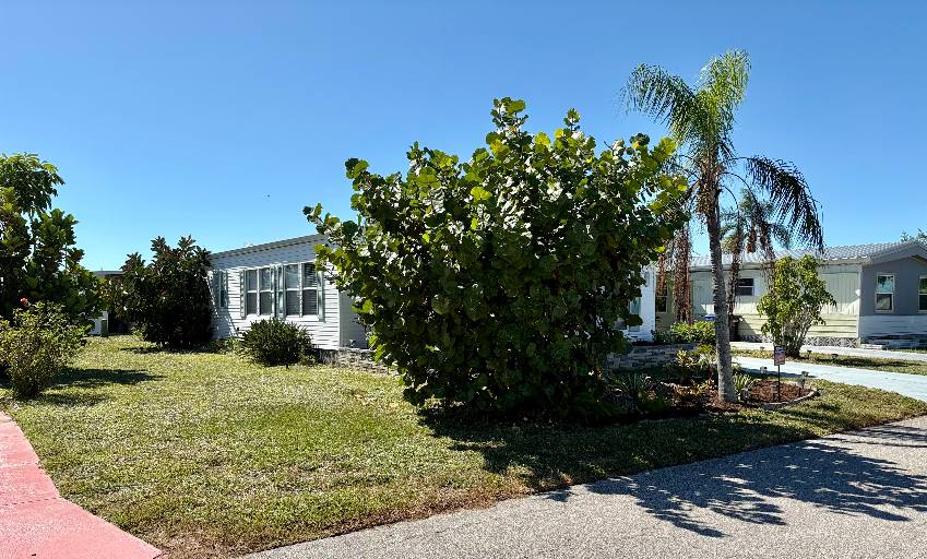 960 Nogoya E a Venice, FL Mobile or Manufactured Home for Sale