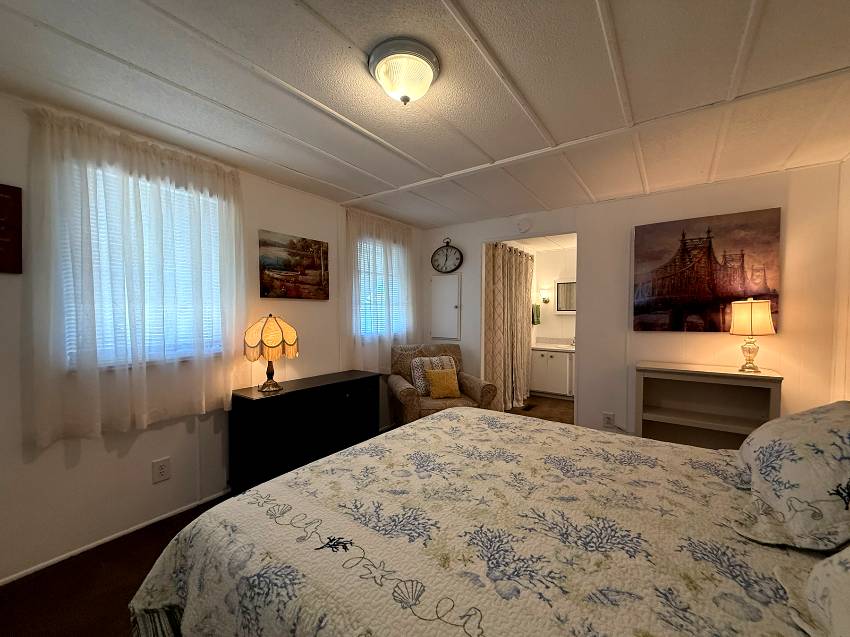 940 Siesta Dr a Ellenton, FL Mobile or Manufactured Home for Sale