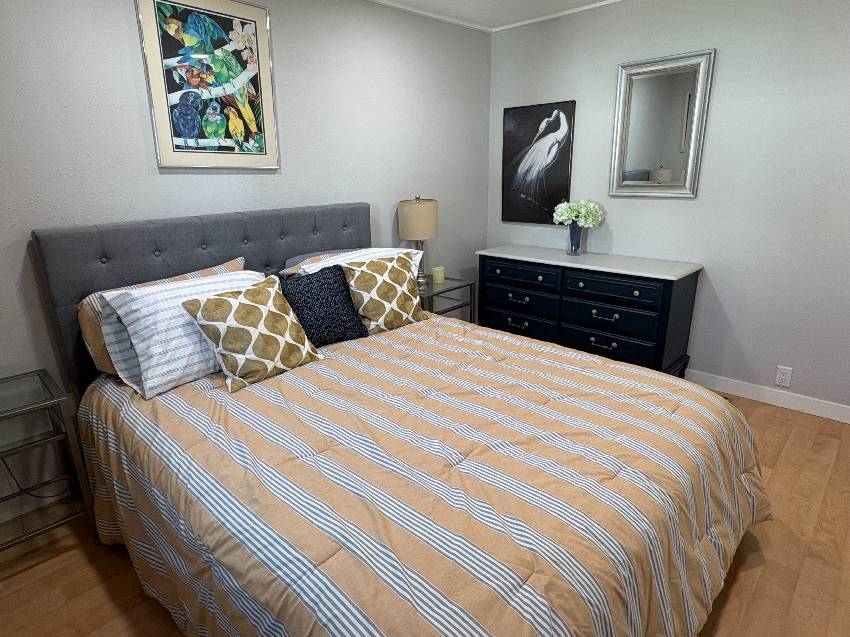 921 Orinoco a Venice, FL Mobile or Manufactured Home for Sale