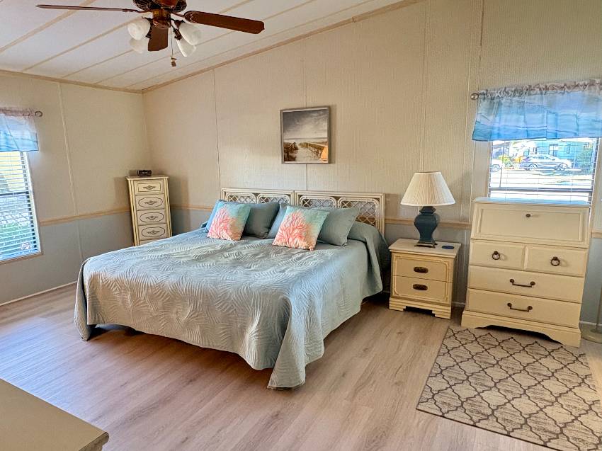 1215 Hispaniola Way a Venice, FL Mobile or Manufactured Home for Sale