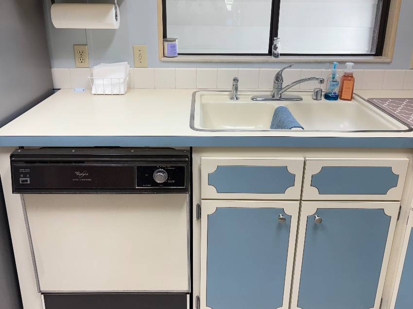 1215 Hispaniola Way a Venice, FL Mobile or Manufactured Home for Sale