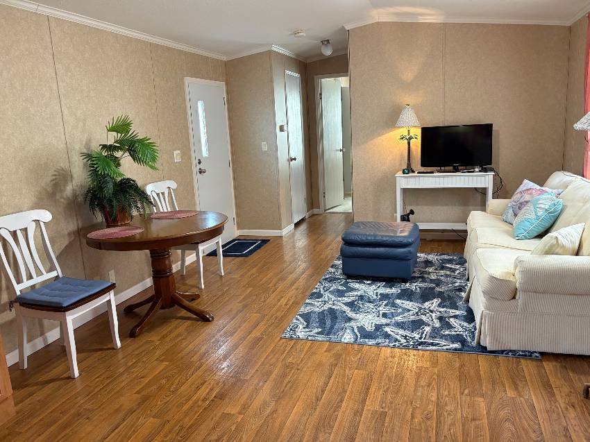 917 Guadalupe W a Venice, FL Mobile or Manufactured Home for Sale