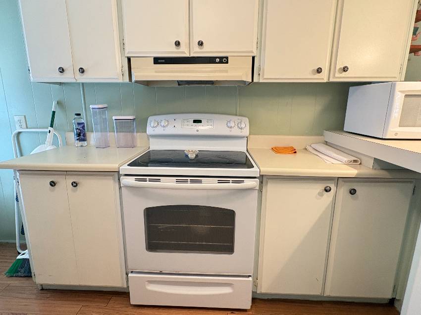 978 Guadalupe E a Venice, FL Mobile or Manufactured Home for Sale