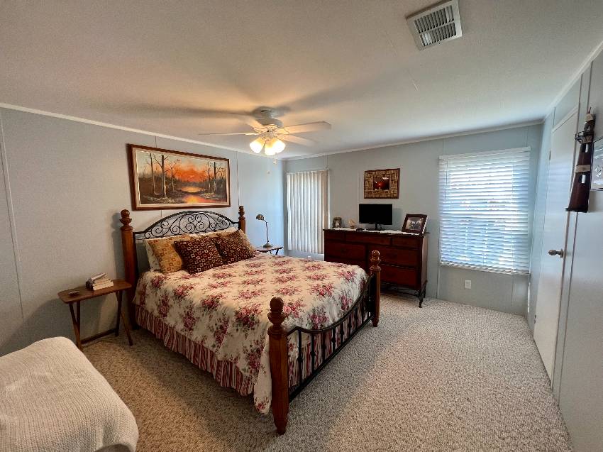 8023 Buena Vista Dr a Ellenton, FL Mobile or Manufactured Home for Sale