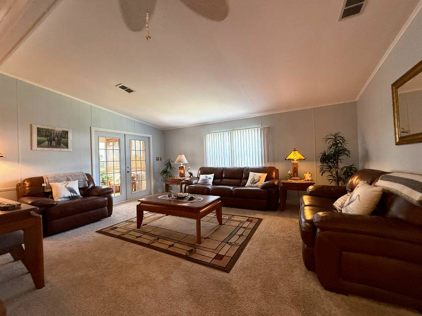 8023 Buena Vista Dr a Ellenton, FL Mobile or Manufactured Home for Sale