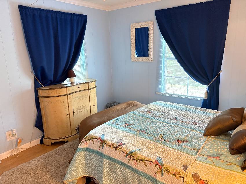 445 Cobia a Venice, FL Mobile or Manufactured Home for Sale