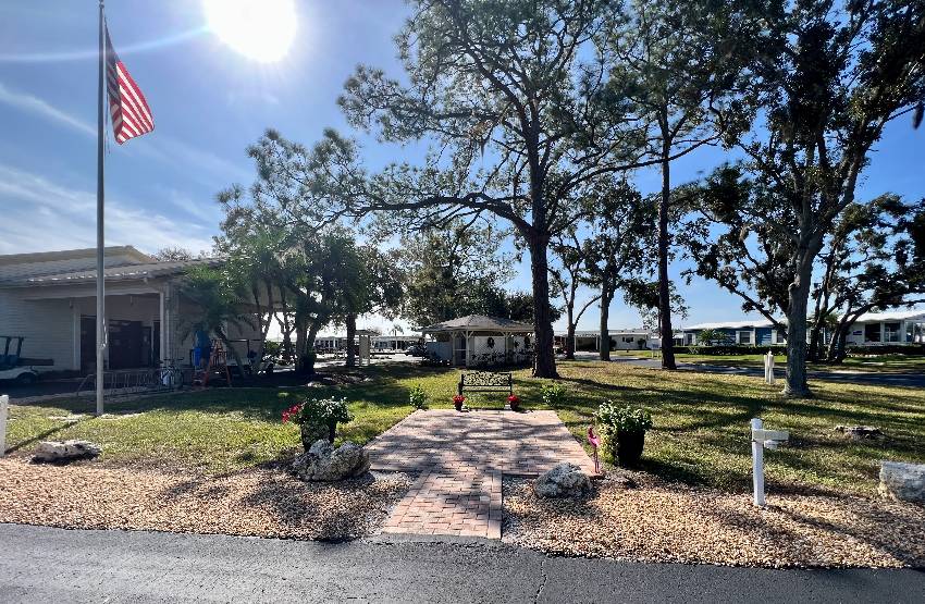 9833 Sucia Circle a Parrish, FL Mobile or Manufactured Home for Sale
