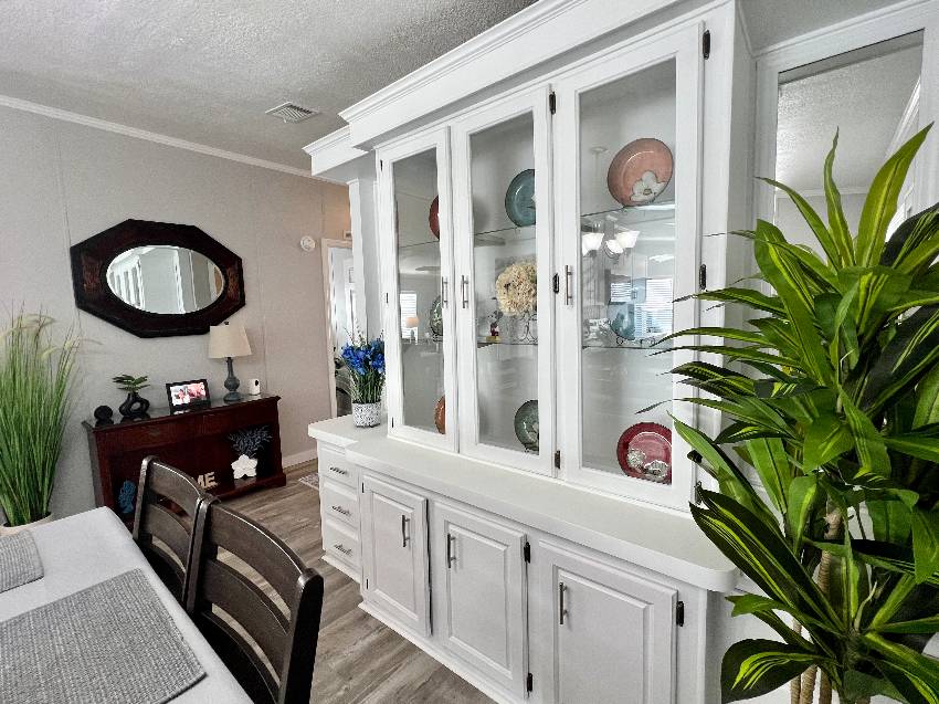 9833 Sucia Circle a Parrish, FL Mobile or Manufactured Home for Sale