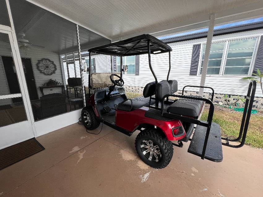 9833 Sucia Circle a Parrish, FL Mobile or Manufactured Home for Sale