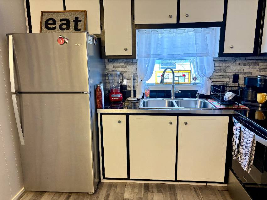 176 4th Street E a Nokomis, FL Mobile or Manufactured Home for Sale