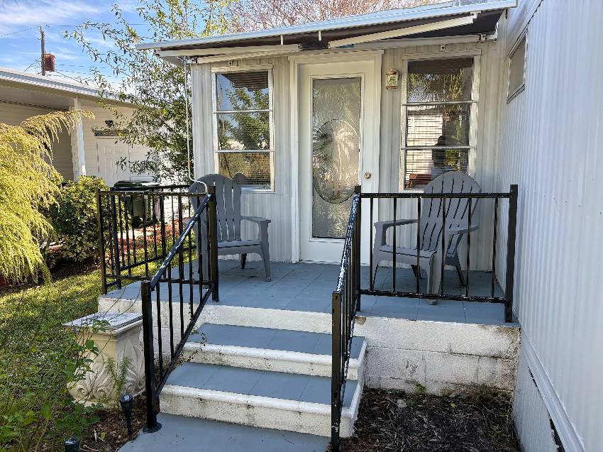 176 4th Street E a Nokomis, FL Mobile or Manufactured Home for Sale