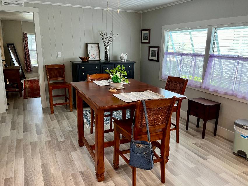 1203 N Indies Circle a Venice, FL Mobile or Manufactured Home for Sale